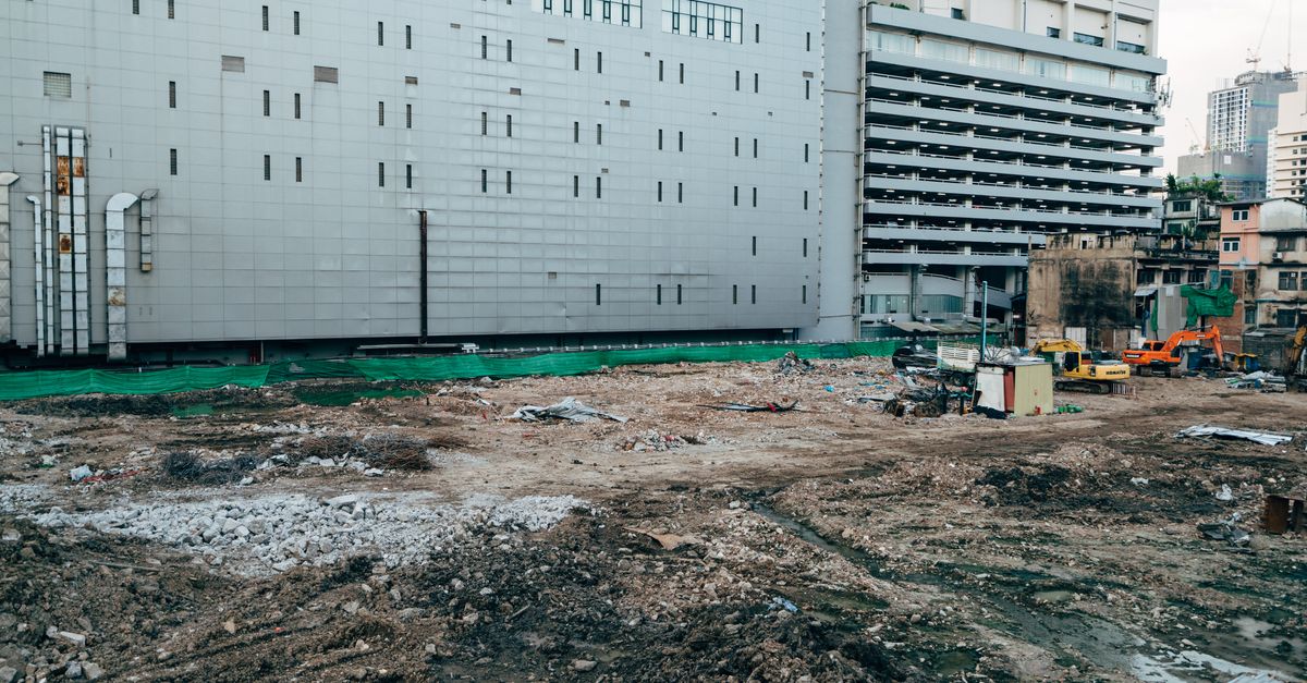 Bir Şehir Nasıl Unutur? Kolektif Bellek ve Yıkım